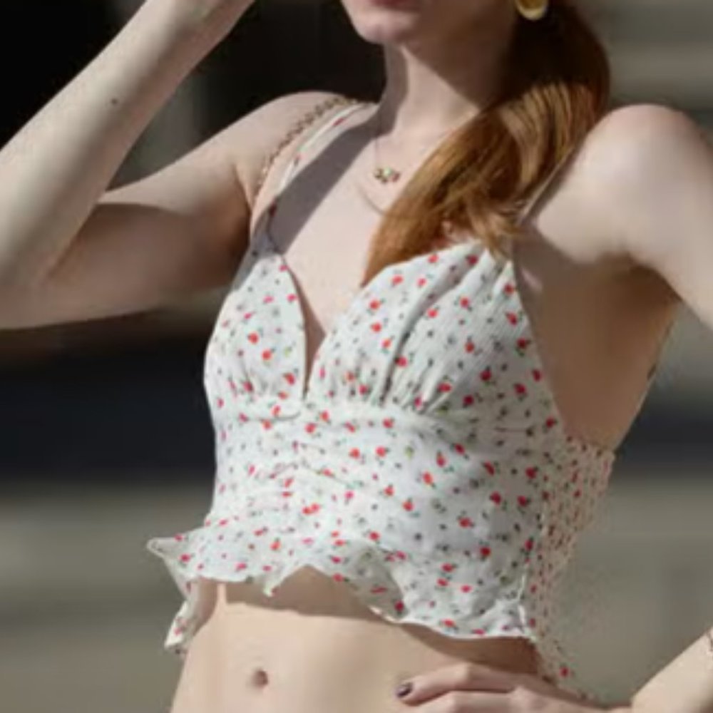 White Floral Ruffle Top - Picture 2 of 4